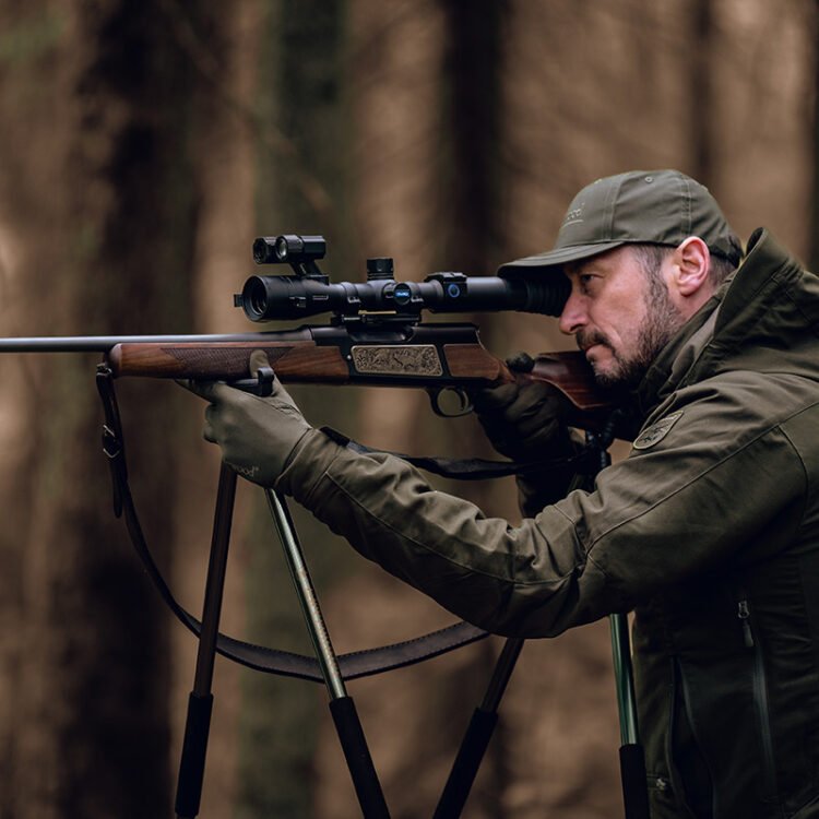 PARD Night Stalkerv4K LRF Night Vision Scope