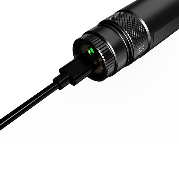 Skywoods RL650G Refile Light With Mount
